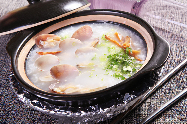 鲜美龙虾粥的做法(2)