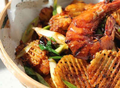 干锅土豆香辣虾的简单做法_干锅土豆香辣虾怎么做最好吃？