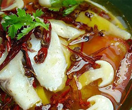 水煮番茄鱼的简单做法_水煮番茄鱼怎么做最好吃？