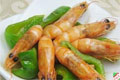青椒炒对虾的简单做法_青椒炒对虾怎么做最好吃？