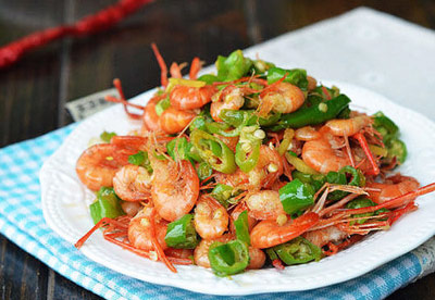 小炒河虾的简单做法_小炒河虾怎么做最好吃？