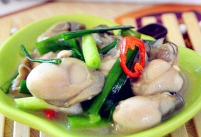 葱炒生蚝的简单做法_葱炒生蚝怎么做最好吃？