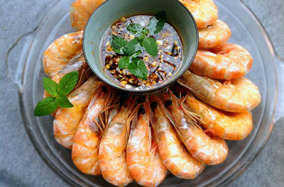 蒸大明虾的简单做法_蒸大明虾怎么做最好吃？
