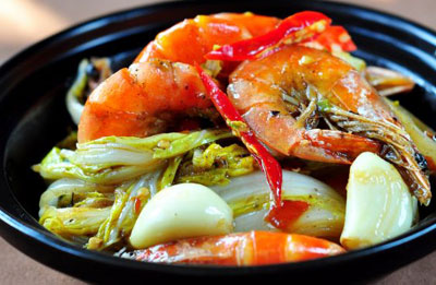 干锅鲜虾娃娃菜的简单做法_干锅鲜虾娃娃菜怎么做最好吃？