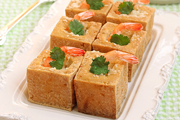 奶酪虾仁豆腐盒的简单做法_奶酪虾仁豆腐盒怎么做最好吃？