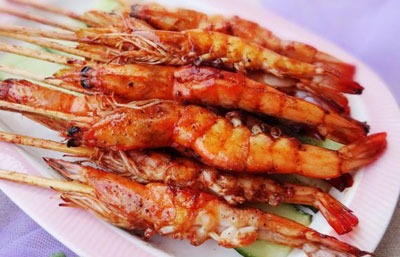 烤虾串的简单做法_烤虾串怎么做最好吃？