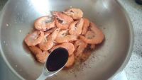 蒜蓉大虾怎么做好吃_蒜蓉大虾的做法
