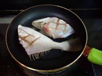 香煎橡皮鱼怎么做好吃_香煎橡皮鱼的做法