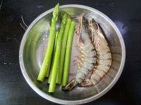 芦笋茄汁烩对虾怎么做好吃_芦笋茄汁烩对虾的做法