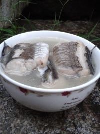 鲜鳗鱼汤怎么做好吃_鲜鳗鱼汤的做法