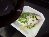 清蒸金鲳鱼怎么做好吃_清蒸金鲳鱼的做法