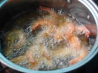 泰酱脆皮虾怎么做好吃_泰酱脆皮虾的做法