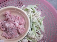 菜花豆腐虾仁瘦肉汤怎么做好吃_菜花豆腐虾仁瘦肉汤的做法