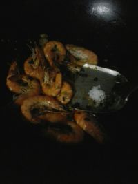 葱香大虾怎么做好吃_家常葱香大虾的做法