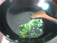 葱蒜茸蒸虾怎么做好吃_家常葱蒜茸蒸虾的做法
